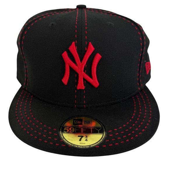 New Era Other - New Era New York Yankees 59FIFTY Fitted Hat 7 3/4 Black Red Contrast Stitch Wool